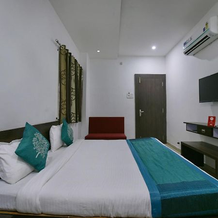 Oyo 9969 Hotel Kshipra Dham Ujjain Zewnętrze zdjęcie