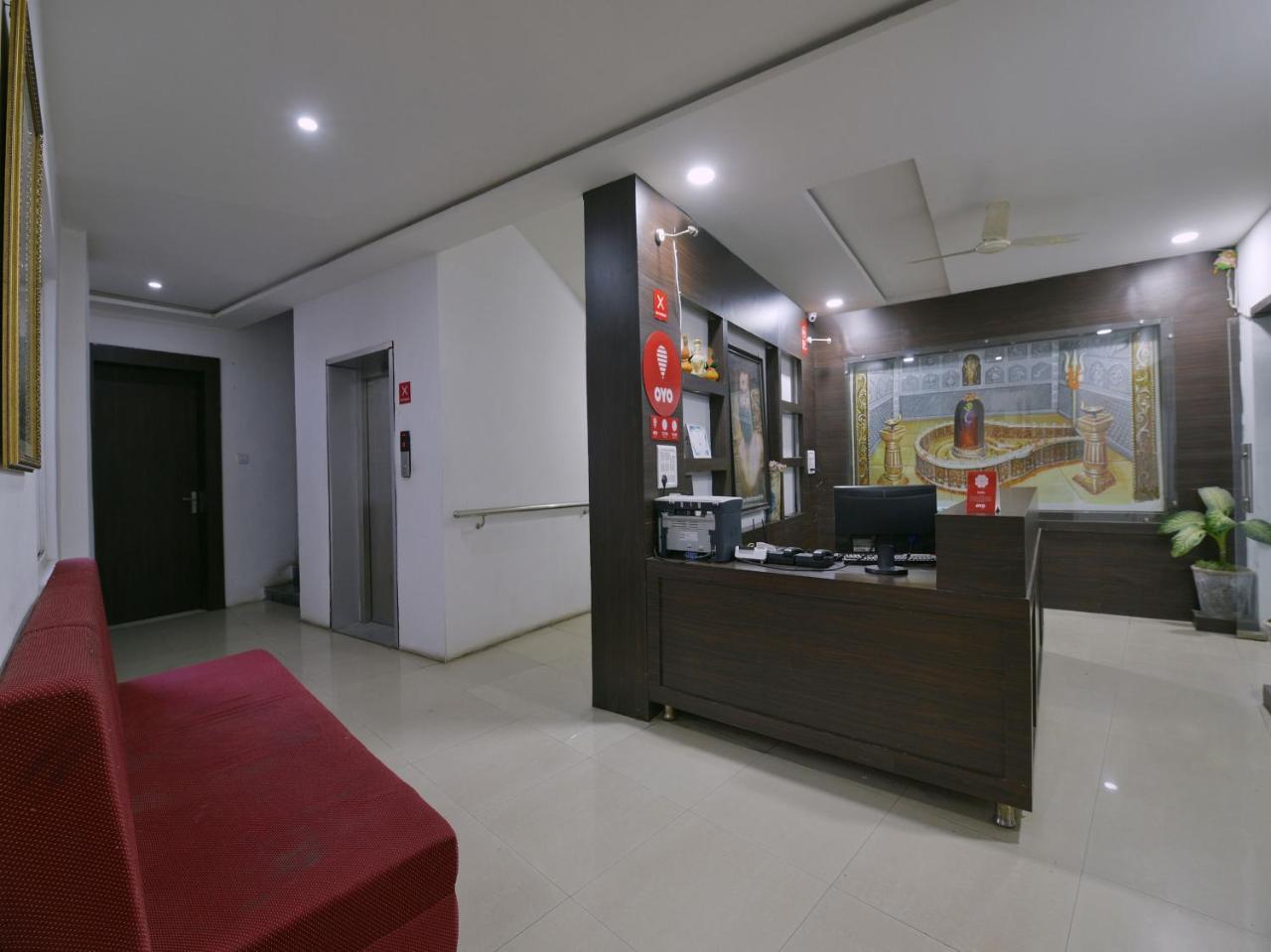 Oyo 9969 Hotel Kshipra Dham Ujjain Zewnętrze zdjęcie