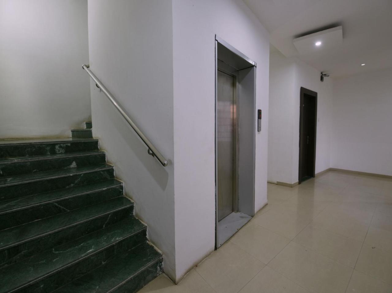 Oyo 9969 Hotel Kshipra Dham Ujjain Zewnętrze zdjęcie