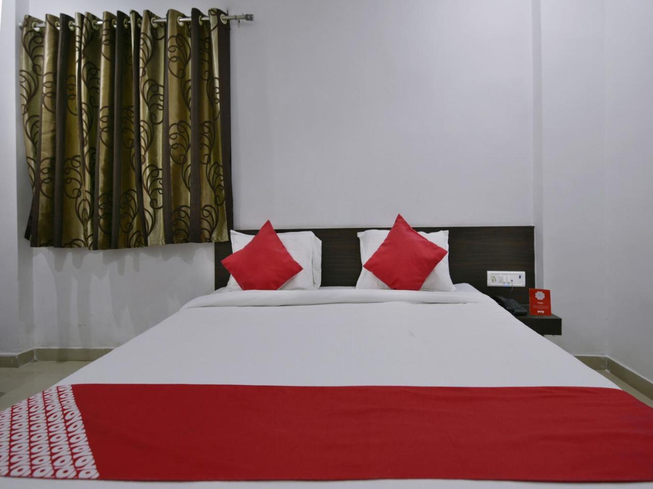 Oyo 9969 Hotel Kshipra Dham Ujjain Zewnętrze zdjęcie