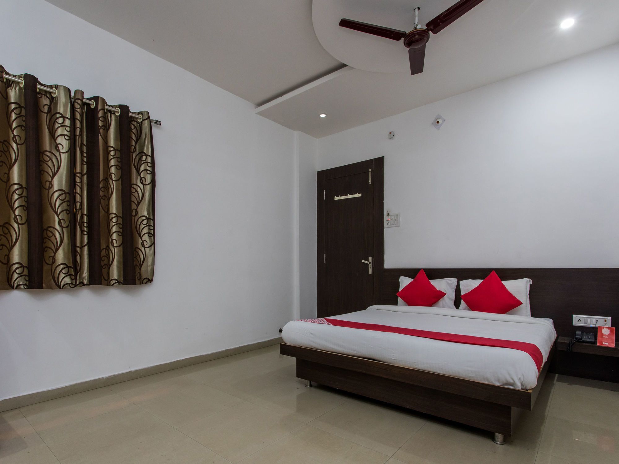 Oyo 9969 Hotel Kshipra Dham Ujjain Zewnętrze zdjęcie