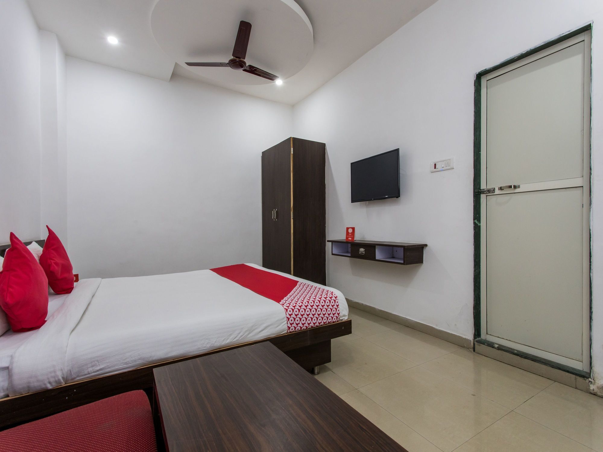 Oyo 9969 Hotel Kshipra Dham Ujjain Zewnętrze zdjęcie